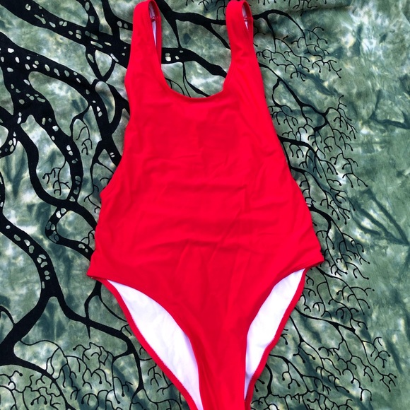 NWT!! Miss guided red one piece ❤️ - Picture 2 of 2